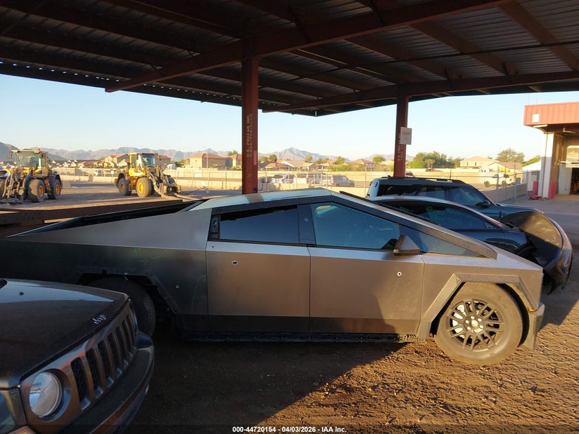 2025 Tesla Cybertruck All-Wheel Drive VIN: 7G2CEHED2SA073216 Lot: 44720154