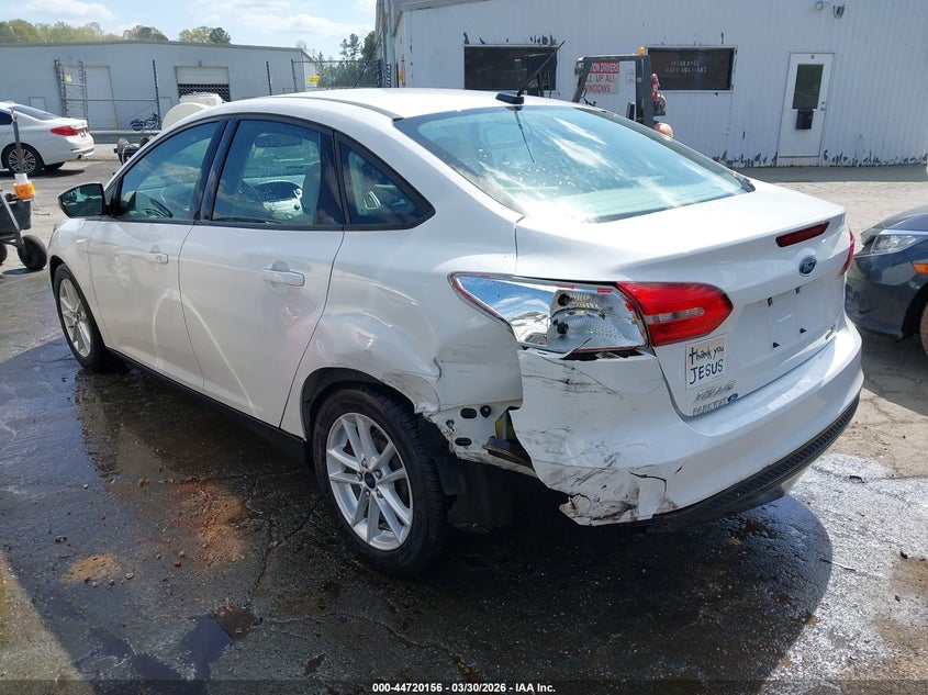 Vin: 1fadp3f28fl273143, lot: 45217306, ford focus se 20153