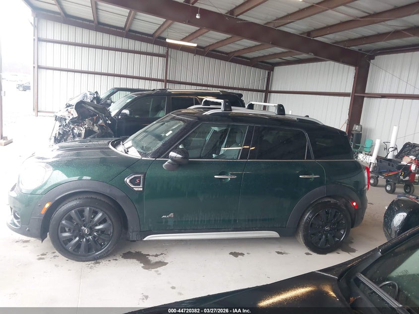 2017 Mini Countryman Cooper S VIN: WMZYT5C34H3B66743 Lot: 44720382