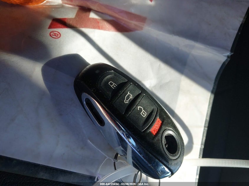 2014 Volkswagen Touareg 3.6L Lux VIN: WVGEF9BP2ED012617 Lot: 44720434