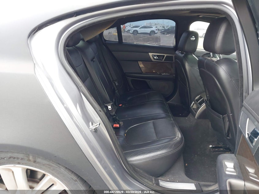 2010 Jaguar Xf Xfr VIN: SAJWA0JC6AMR75470 Lot: 44720529