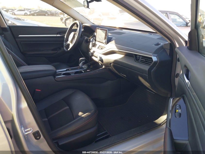 2024 Nissan Altima Sr Fwd