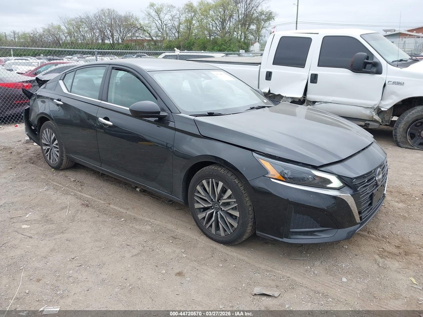 2024 Nissan Altima Sv Fwd