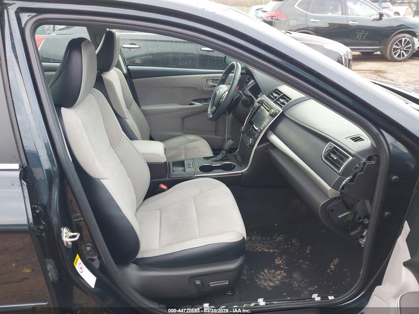 2016 Toyota Camry Xse