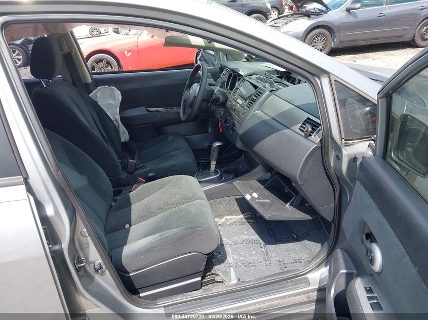 2012 Nissan Versa 1.8 S