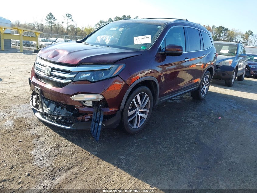 2017 Honda Pilot Touring 5FNYF6H90HB019717 photo 1