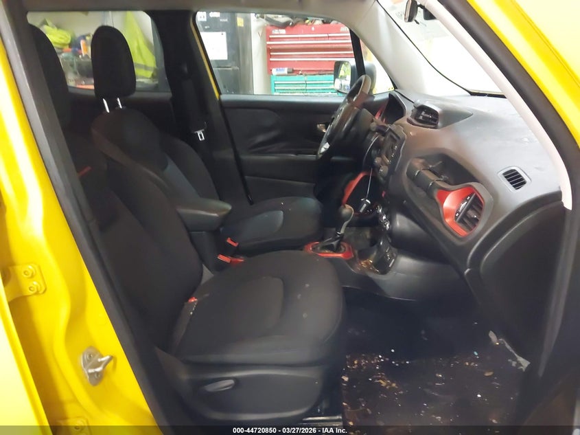 2016 Jeep Renegade Trailhawk