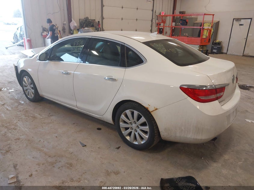Vin: 1g4pp5sk8c4175904, lot: 45218042, buick verano 20123