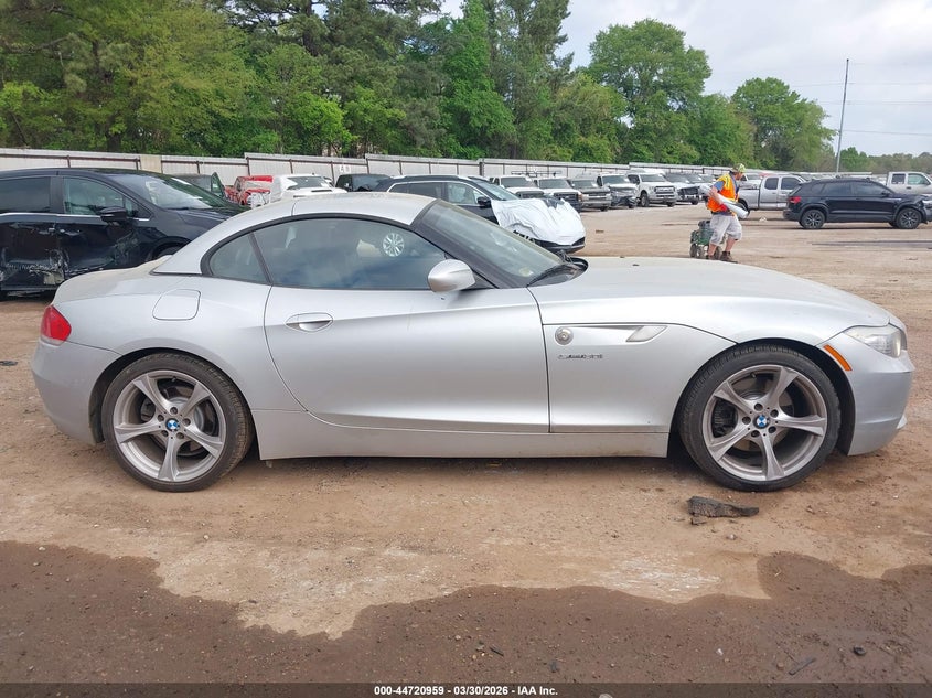 2011 BMW Z4 Sdrive30I VIN: WBALM5C55BE378257 Lot: 44720959