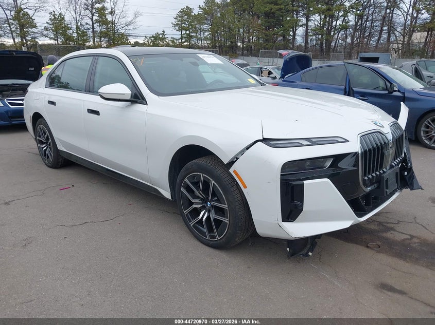 2025 BMW 740I xDrive