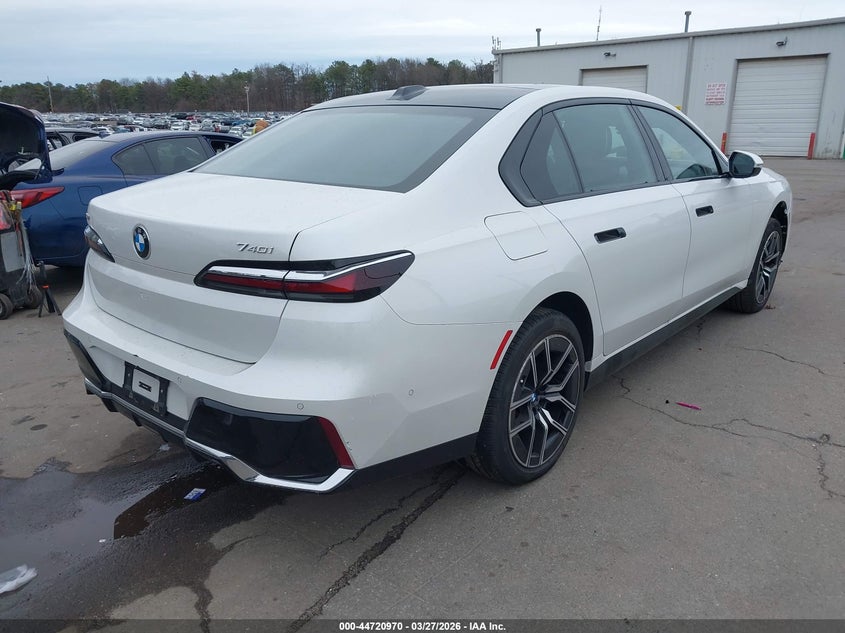 2025 BMW 740I xDrive