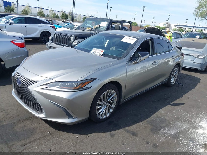 2021 Lexus Es 300H Luxury