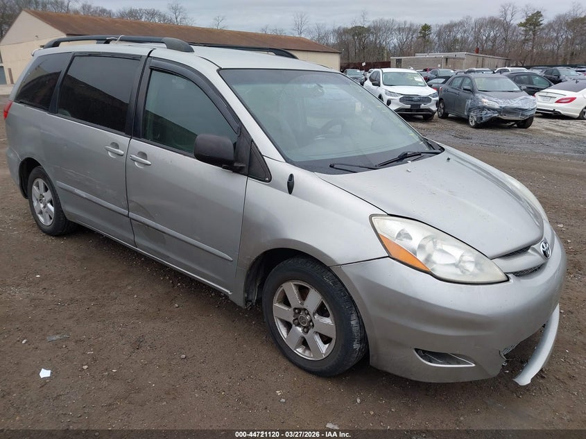 2008 Toyota Sienna Le