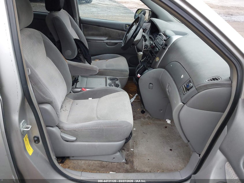 2008 Toyota Sienna Le