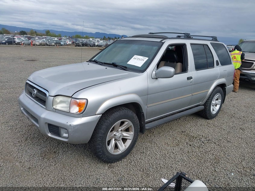 2003 Nissan Pathfinder Le