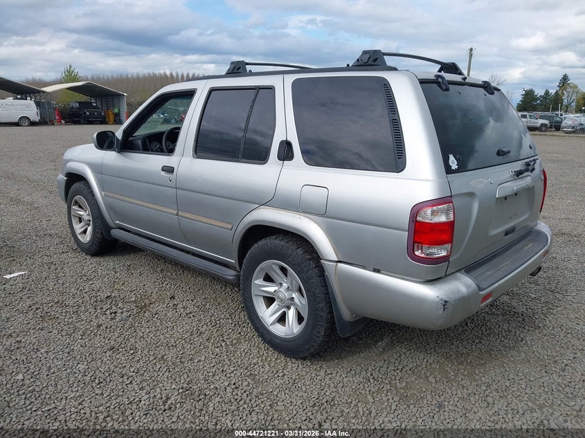 2003 Nissan Pathfinder Le