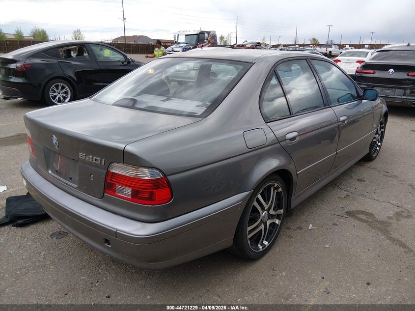 2002 BMW 540Ia