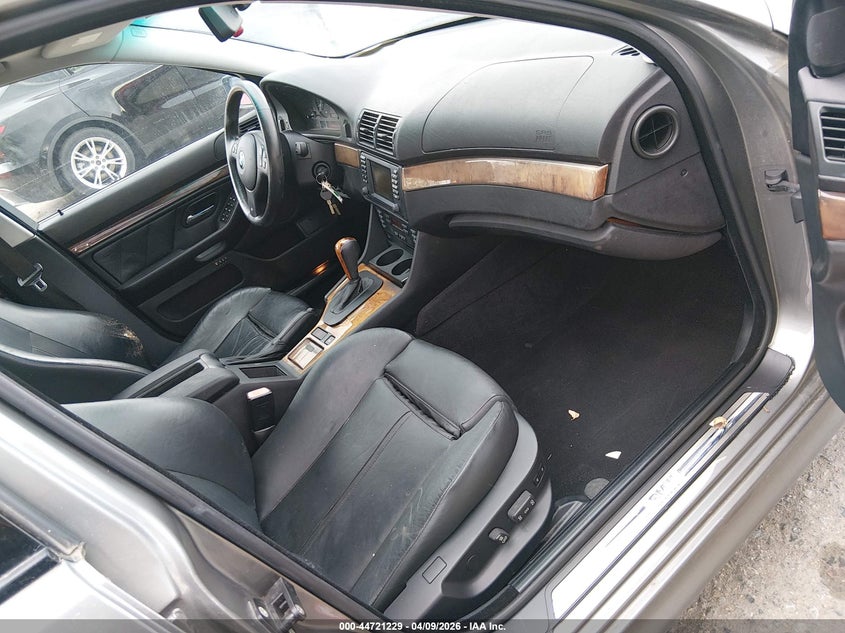 2002 BMW 540Ia
