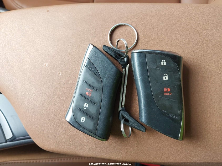 2022 Lexus Ux 200 VIN: JTHX3JBH3N2056135 Lot: 44721232