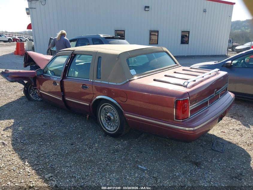 1995 Lincoln Town Car Executive