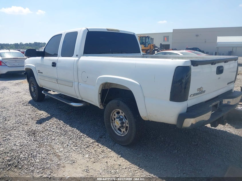 2004 Chevrolet Silverado 2500Hd Ls