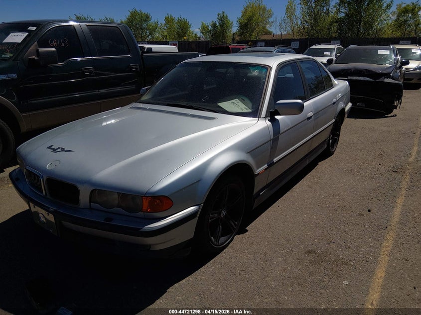 2000 BMW 740Ia