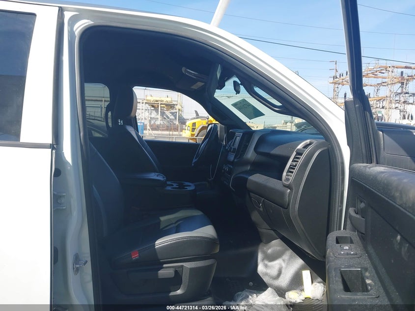 2022 Ram 2500 Tradesman 4X4 8' Box