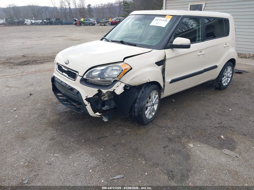 2013 Kia Soul +