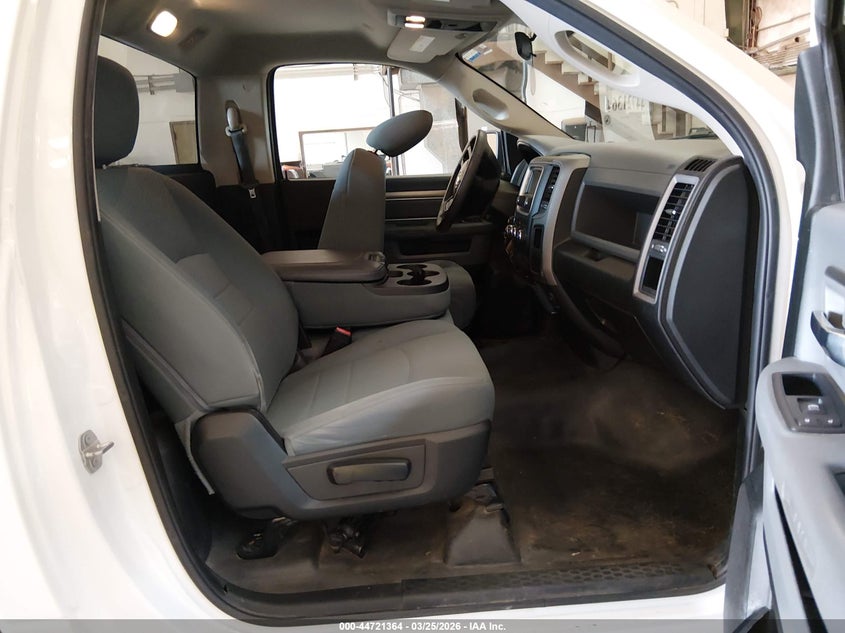 2019 Ram 1500 Classic Tradesman 4X2 8' Box