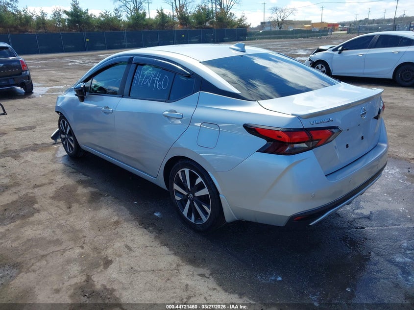 2021 Nissan Versa Sr Xtronic Cvt