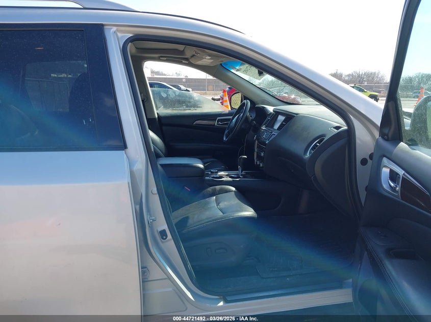 2015 Nissan Pathfinder Sl