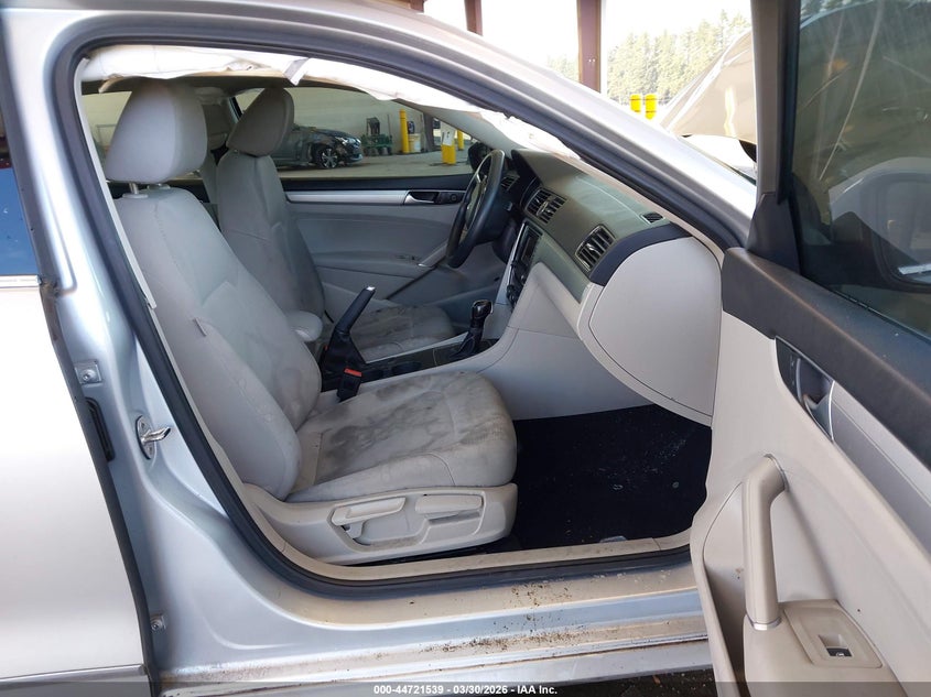 2016 Volkswagen Passat 1.8T S