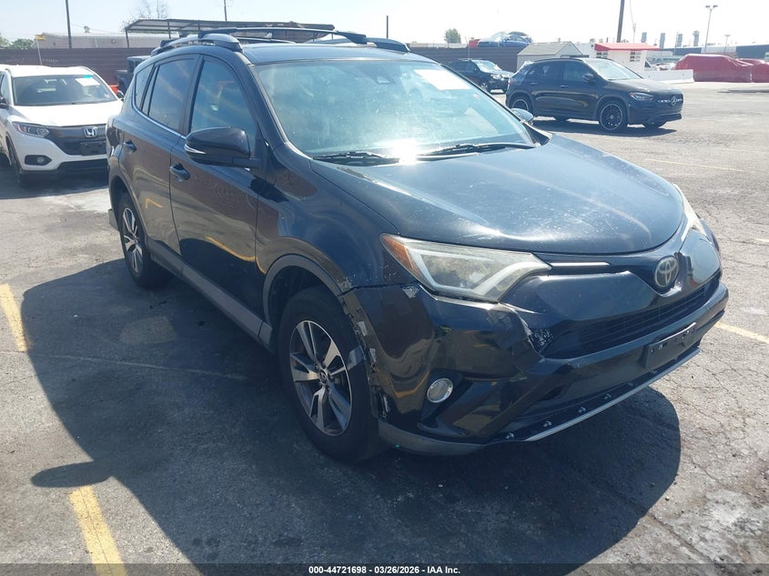 2018 TOYOTA RAV4 XLE