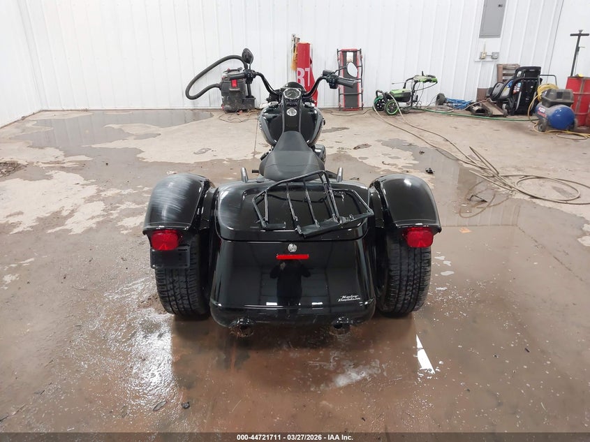 2023 Harley-Davidson Flrt VIN: 1HD1MCP16PB850401 Lot: 44721711