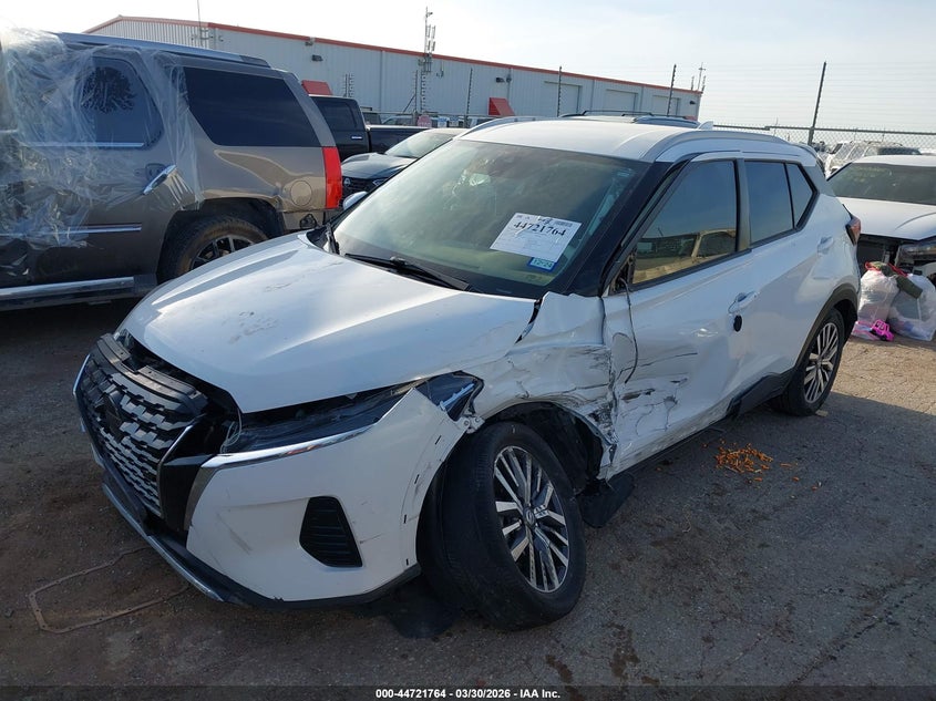 2021 Nissan Kicks Sv Xtronic Cvt