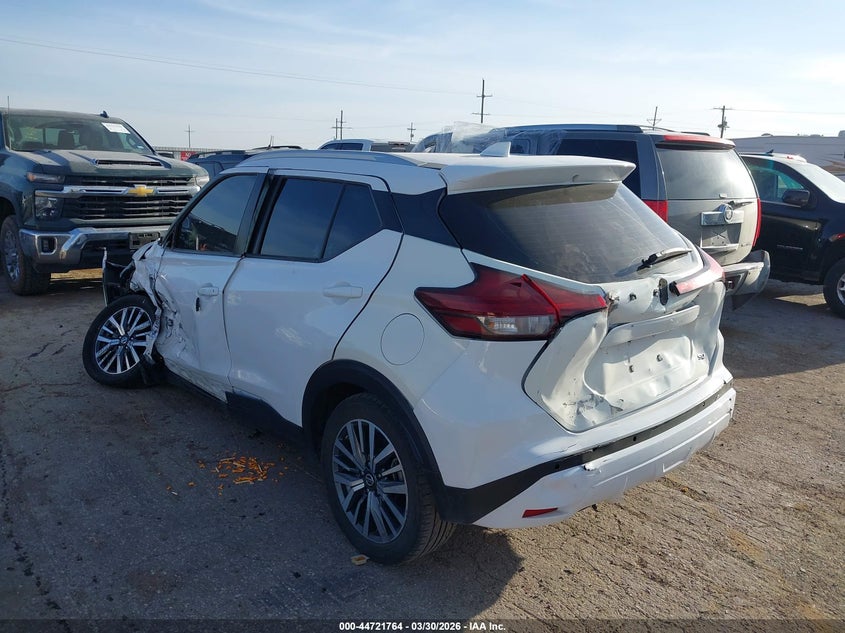 2021 Nissan Kicks Sv Xtronic Cvt