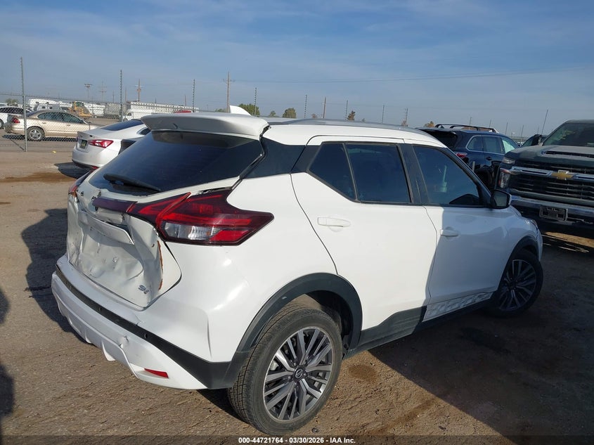 2021 Nissan Kicks Sv Xtronic Cvt