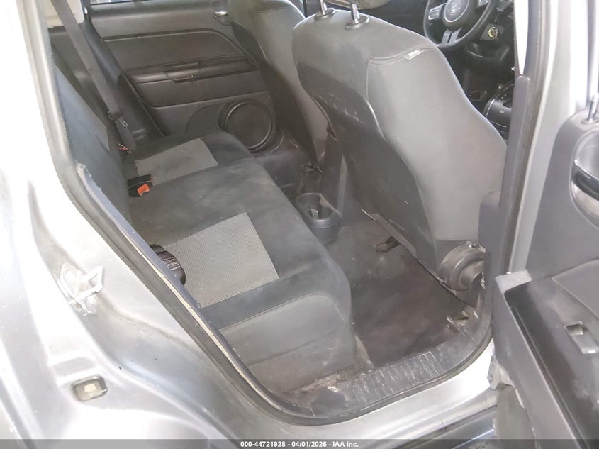 2014 JEEP COMPASS auction photo 8