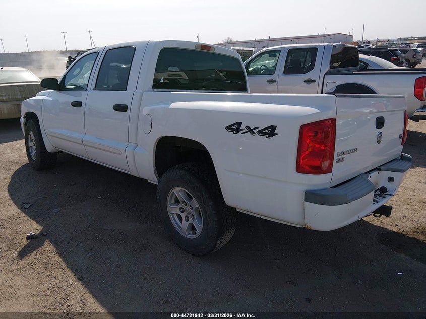 2005 Dodge Dakota Slt