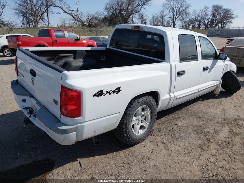 2005 Dodge Dakota Slt