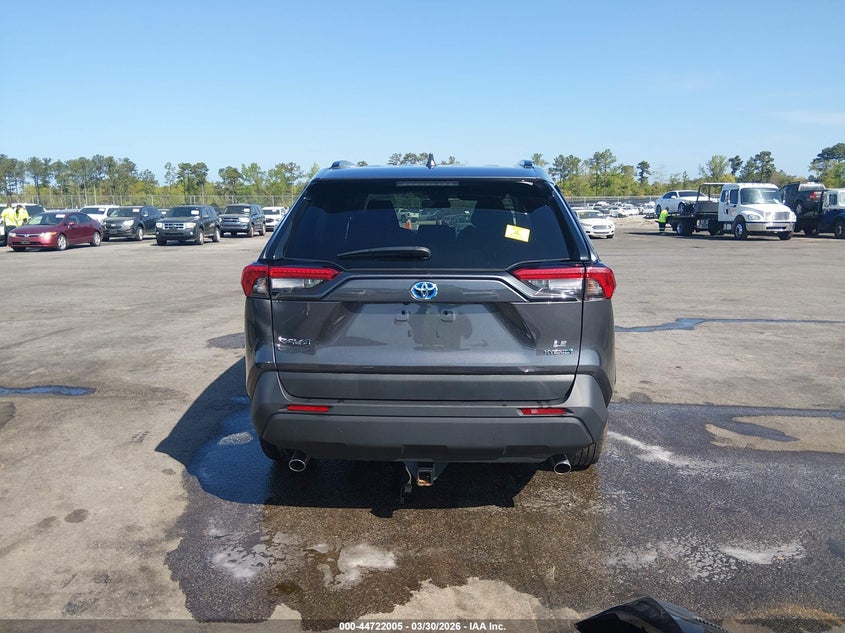 TOYOTA RAV4 - zdjęcie 17