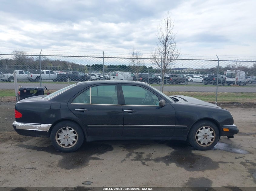 1998 Mercedes-Benz E 320 VIN: WDBJF65F0WA489679 Lot: 44722093