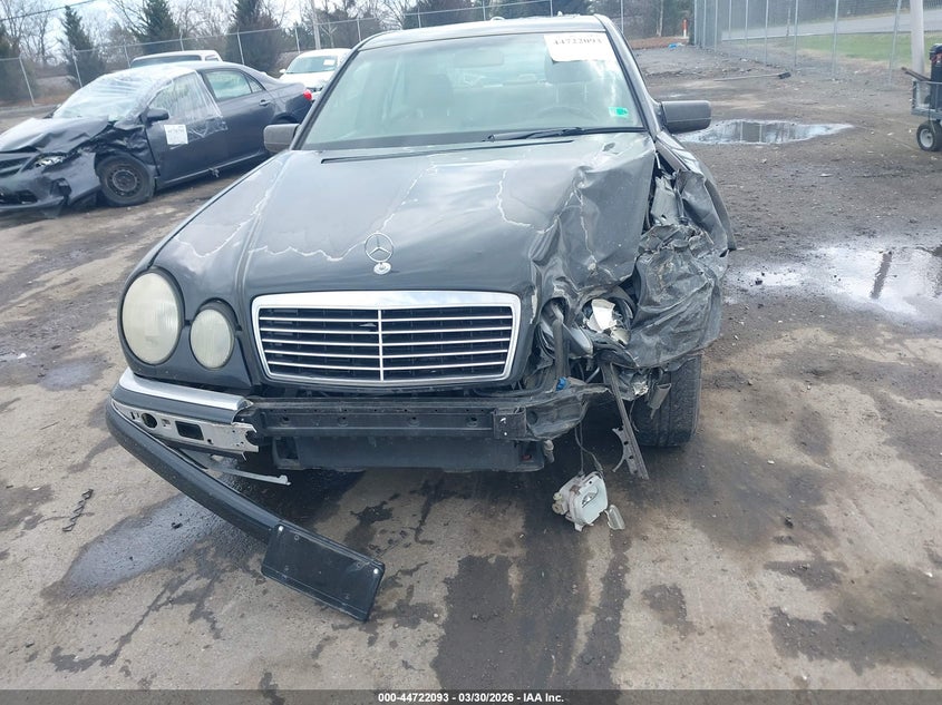1998 Mercedes-Benz E 320 VIN: WDBJF65F0WA489679 Lot: 44722093