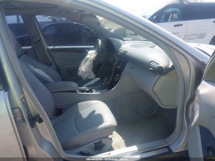 2002 Mercedes-Benz C 240