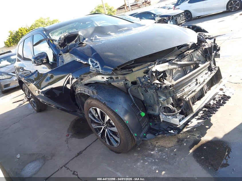 2025 Volvo Xc60 B5 Plus