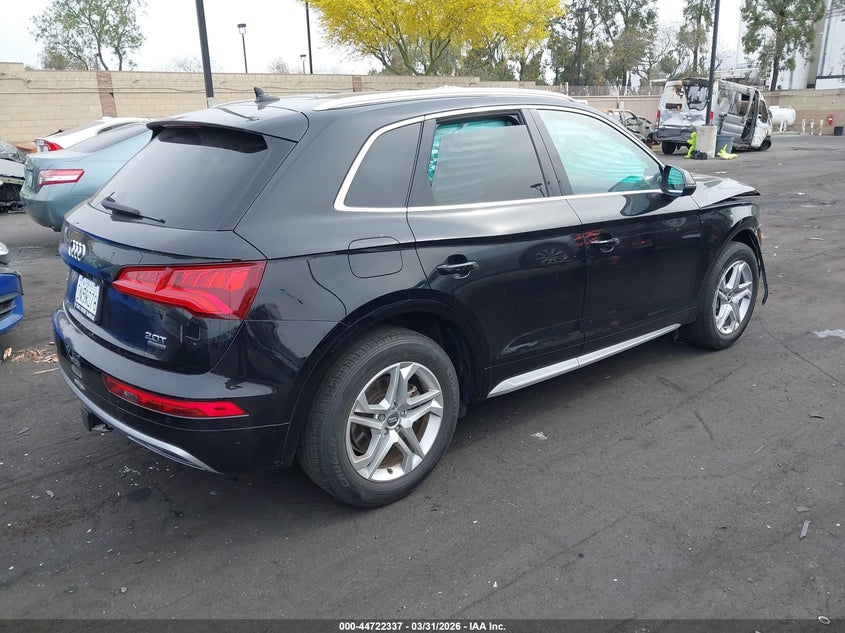 2018 Audi Q5 2.0T Premium/2.0T Tech Premium