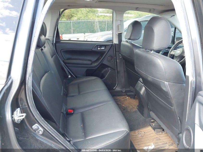 2015 SUBARU FORESTER auction photo 8