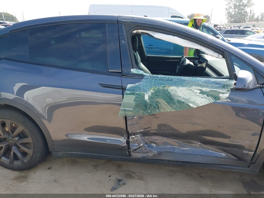 TESLA MODEL X 2023 VIN 7SAXCBE59PF380556