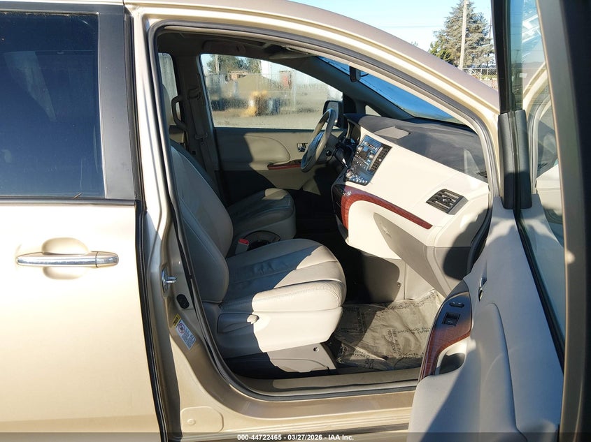 2011 Toyota Sienna
