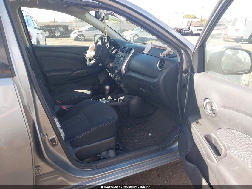 2014 Nissan Versa 1.6 Sv